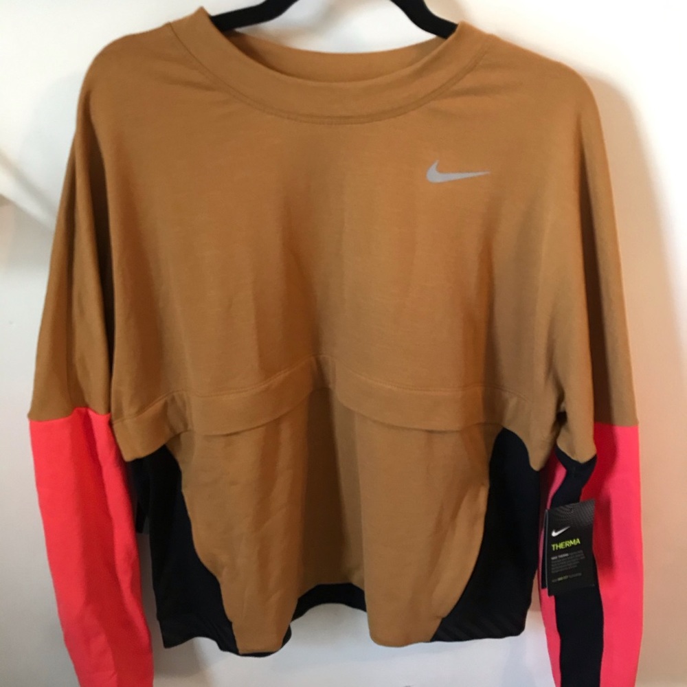 NWT Nike Dri-Fit Sweatshirt
